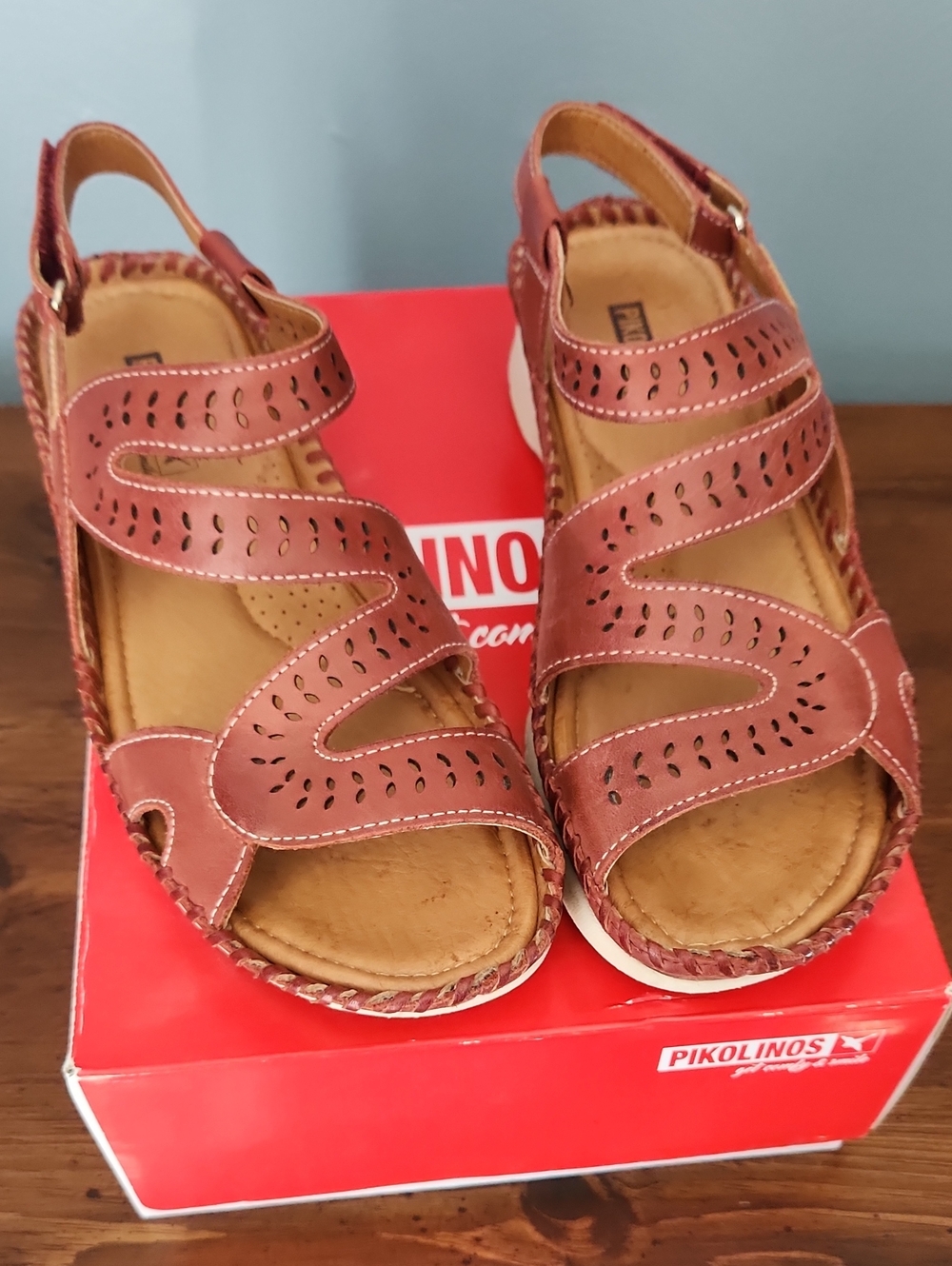 PIKOLINOS Women's Rust Brown Leather Perforated Slingback Sandals